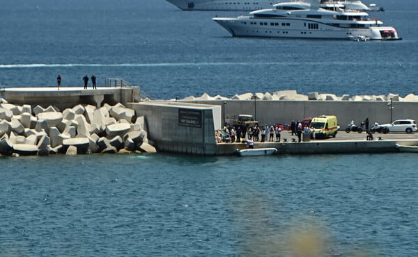 Βουλιαγμένη: Τα δύο επικρατέστερα σενάρια για την πτώση του ελικοπτέρου