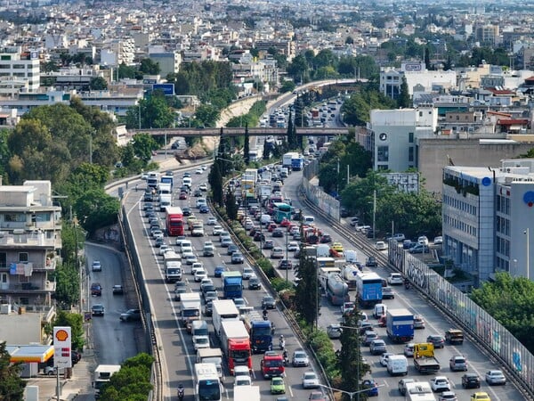 Κίνηση: Μποτιλιάρισμα στον Κηφισό και στο κέντρο 