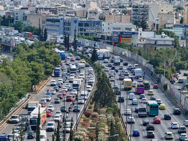 Κάμερες σε οκτώ επιλεγμένα σημεία της Αττικής και σε 10 γραμμές λεωφορείων 
