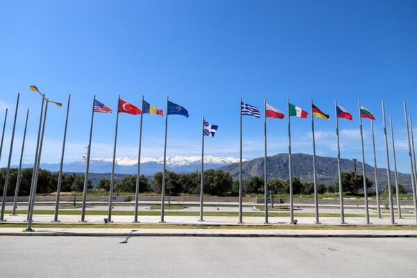 Υπόθεση κατασκοπίας στα Χανιά: Πάνω από 5.000 φωτογραφίες της Σούδας είχε ο Αζέρος στο κινητό του