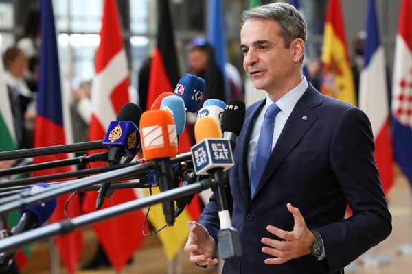 Μητσοτάκης στη Σύνοδο του ΝΑΤΟ: Σχεδιάζουμε να δαπανήσουμε για την άμυνα σε 12 χρόνια πάνω από 25 δισ. ευρώ