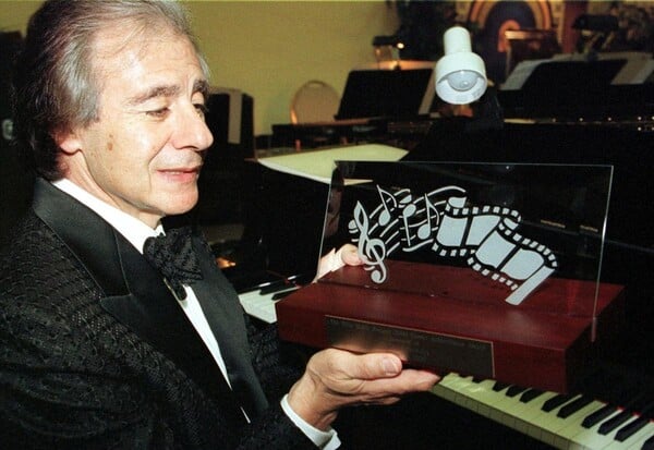 Πέθανε ο σπουδαίος Lalo Schifrin, συνθέτης του «Mission Impossible» και πάνω από 100 άλλων soundtracks