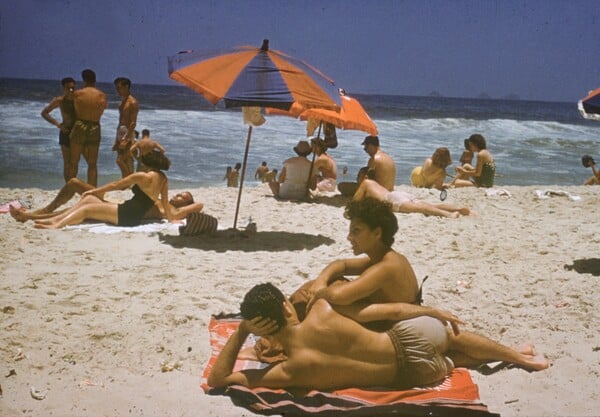 Κοπακαμπάνα, Ιπανέμα, Λεμπλόν: Μια συλλογή vintage φωτογραφιών από τις ειδυλλιακές παραλίες του Ρίο 