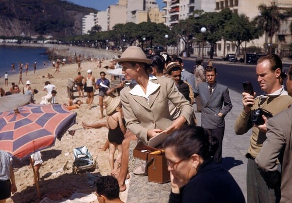 Κοπακαμπάνα, Ιπανέμα, Λεμπλόν: Μια συλλογή vintage φωτογραφιών από τις ειδυλλιακές παραλίες του Ρίο 