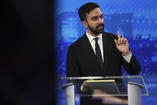Ζόχραν Μαμντάνι: «Δεν πρέπει να υπάρχουν δισεκατομμυριούχοι»