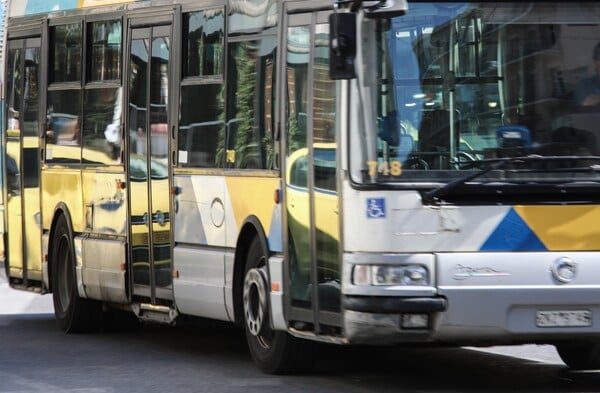 ΕΠΙΘΕΣΗ ΛΕΩΦΟΡΕΙΟ ΣΠΑΤΑ