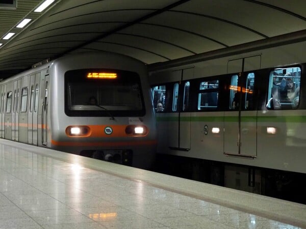 ΠΑΚΟΕ: Επικίνδυνη ατμοσφαιρική ρύπανση σε σταθμούς του μετρό της Αθήνας