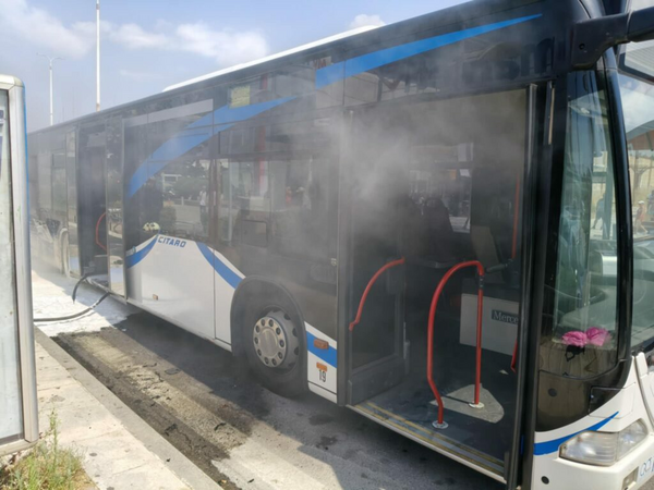 Βόλος: Φωτιά σε αστικό λεωφορείο
