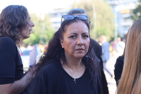 Δίκη για τη γυναικοκτονία της Κυριακής Γρίβα: Με φωτογραφίες του παιδιού της, καταθέτει η μητέρα της