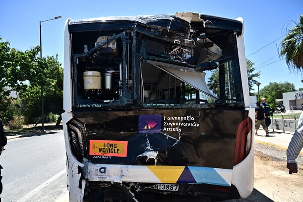 Βούλα: Τροχαίο με δύο λεωφορεία - 32 τραυματίες, οι τρεις σοβαρά