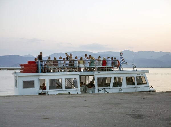 Βράδυασε