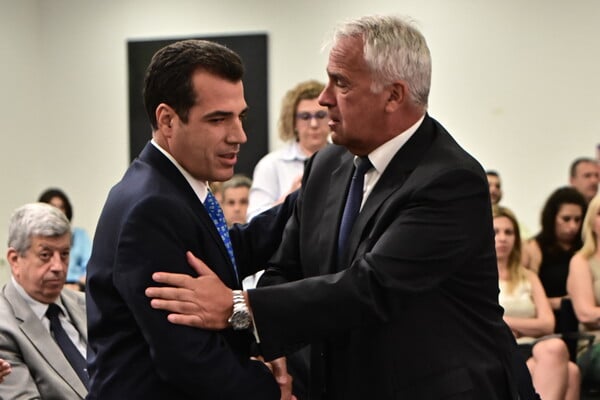 Ο Θάνος Πλεύρης και η μεταναστευτική πολιτική