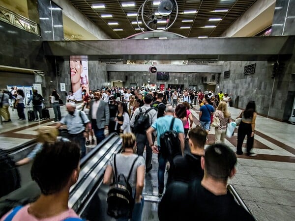 Μετρό-φούρνος: Ως πότε θα λιώνουμε και υπογείως;