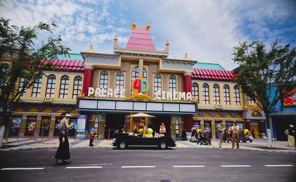 Legoland Shanghai: Το μεγαλύτερο θεματικό πάρκο Lego στον κόσμο άνοιξε στην Κίνα