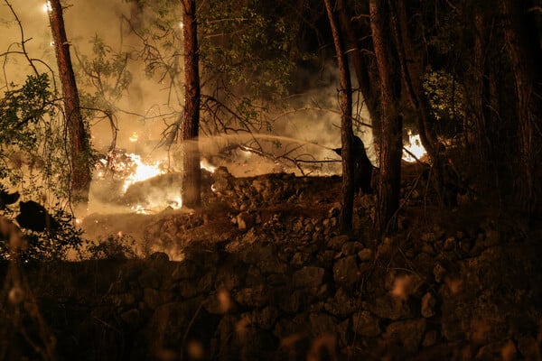 Χίος: Πίεση για ακύρωση της εξόρυξης αντιμονίου μετά τις πυρκαγιές