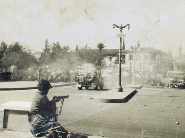 Η Κύπρος, βρετανικό αεροπλανοφόρο στην υπηρεσία του Ισραήλ