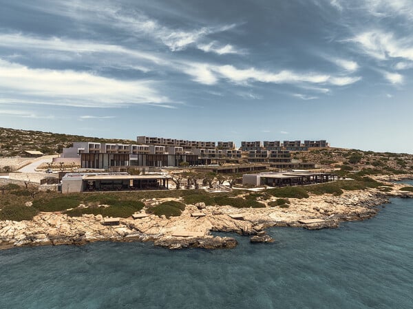 Η STONETECH ντύνει με τα φυσικά της πετρώματα το JW Marriott Crete Resort & Spa