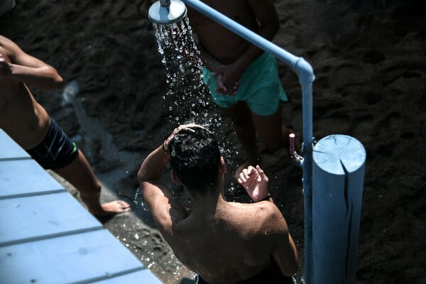 Καιρός: Επικαιροποιήθηκε το έκτακτο δελτίο της ΕΜΥ - Κορυφώνεται ο καύσωνας