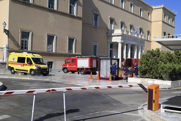 Ο ύποπτος φάκελος στη Βουλή εστάλη από Ρωσία και είχε παραλήπτη τον Κυριάκο Μητσοτάκη