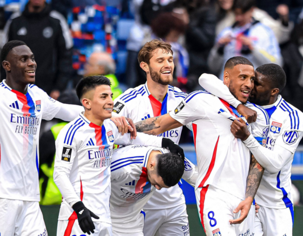 Η Λιόν παραμένει στη Ligue 1 