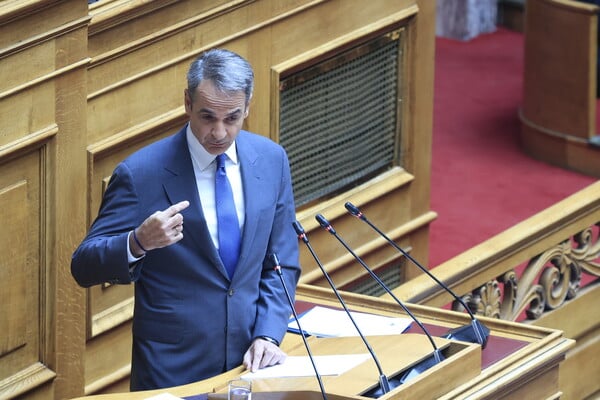 Μητσοτάκης: «Κλείνει η δίοδος από Λιβύη προς Ελλάδα» – Τρίμηνη αναστολή ασύλου και δύο κλειστά κέντρα στην Κρήτη