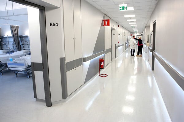 Γλυκά Νερά: Κατέληξε ο 48χρονος που είχε ξυλοκοπηθεί από 17χρονο 