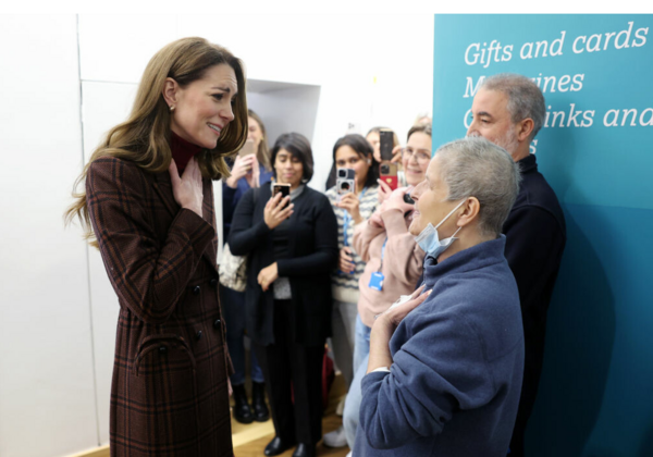 Σημαντικός ο αντίκτυπος της απόφασης του βασιλιά Καρόλου και της Κέιτ Μίντλετον να μιλούν ανοιχτά για τον καρκίνο