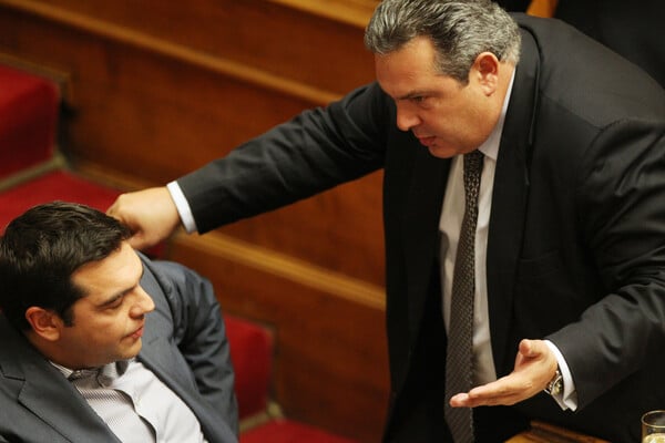 Αφιέρωμα Financial Times για τα 10 χρόνια μετά την ελληνική κρίση: Πώς η Ελλάδα επέστρεψε από το χείλος του γκρεμού