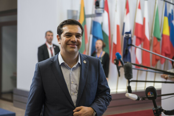 Αφιέρωμα Financial Times για τα 10 χρόνια μετά την ελληνική κρίση: Πώς η Ελλάδα επέστρεψε από το χείλος του γκρεμού