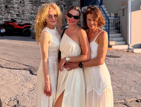 Η Νικόλ Κίντμαν για 4η φορά στους Παξούς - Οι καλοκαιρινές της διακοπές στην Ελλάδα μέσα από φωτογραφίες