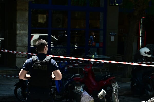 Κολωνός: Δύο τραυματίες από τους πυροβολισμούς στην καφετέρια - Ο ένας αστυνομικός