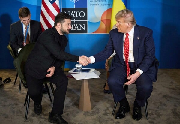 Τραμπ για Ζελένσκι: Δεν πρέπει να χτυπήσει τη Μόσχα
