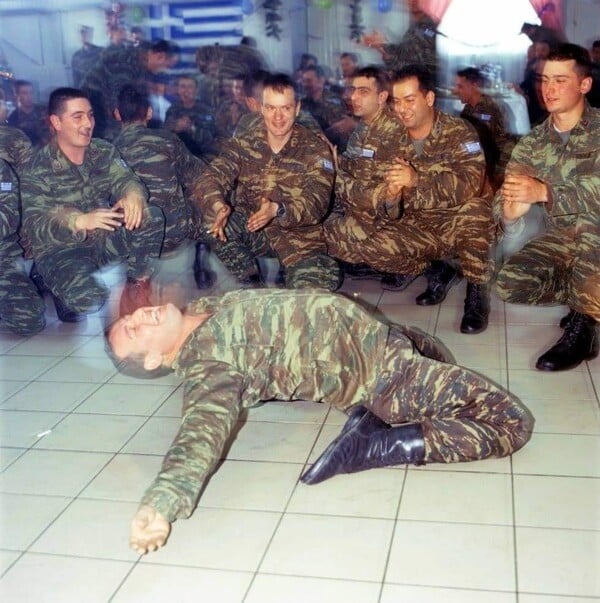 *Χαλάρωσε, να το κάνεις/ από τον Πάνο Μιχαήλ