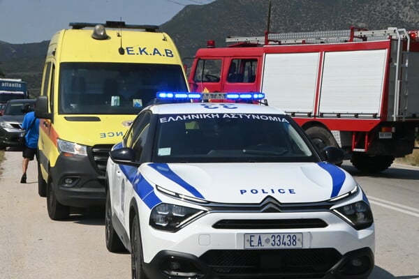 Τροχαίο στην Αργολίδα: Σφοδρή σύγκρουση νταλίκας με ΙΧ - Το τζιπ μετατράπηκε σε άμορφη μάζα σιδηρικών