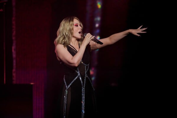 Kylie Minogue: Αύριο η συναυλία της στην Αθήνα με act από τη Loreen - Πληροφορίες για το κοινό 