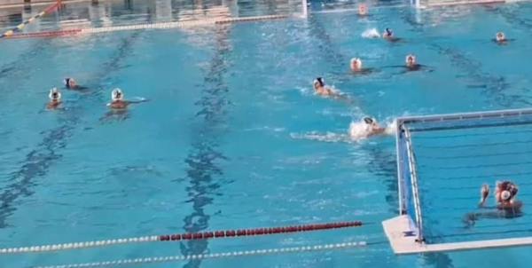 Εικόνες ντροπής στη Χίο: «Να πάνε στον πάτο» - Τραμπουκισμοί σε 13χρονα παιδιά σε αγώνα πόλο