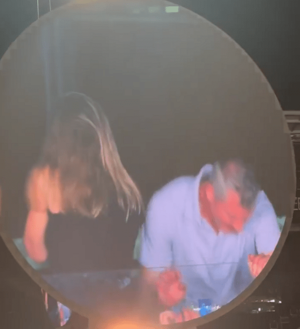Coldplay: Ό,τι σπείρεις, θα θερίσεις, λέει η θαυμάστρια που δημοσίευσε το βίντεο με τον CEO, Andy Byron