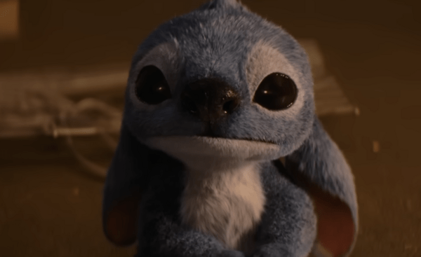 Το «Lilo & Stitch» είναι η πρώτη χολιγουντιανή ταινία που έφτασε το $1 δισ. στο φετινό box office