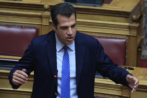 Πλεύρης: «Φυλακή ή επιστροφή για όποιον μπαίνει παράνομα – Το αυστηρότερο μεταναστευτικό πλαίσιο στην Ευρώπη»