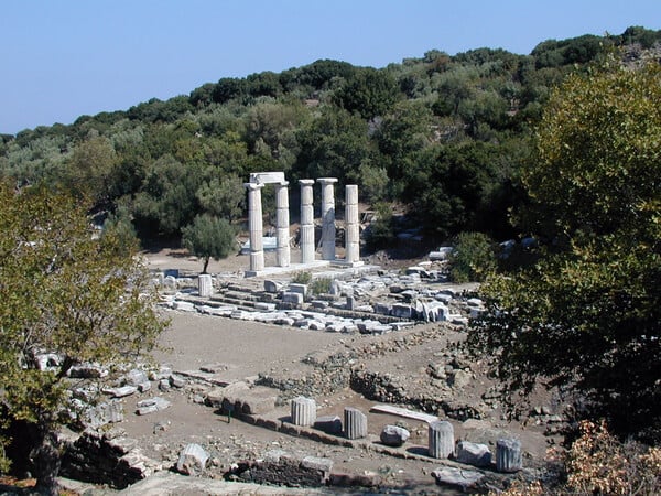 Ξεκινά η αποκατάσταση του Ιερού των Μεγάλων Θεών στη Σαμοθράκη 