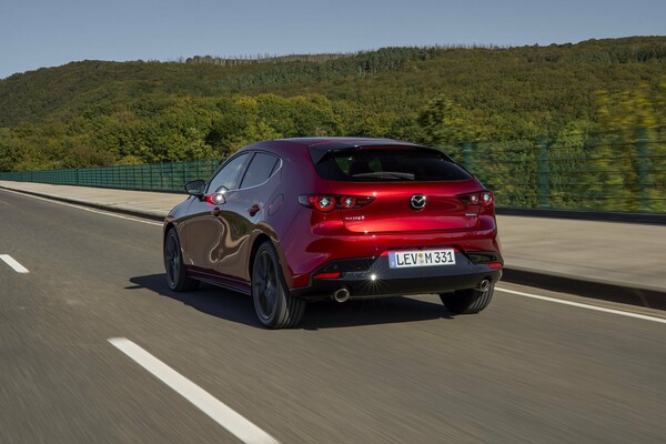 Το Mazda3 ανανεώθηκε στα σημεία