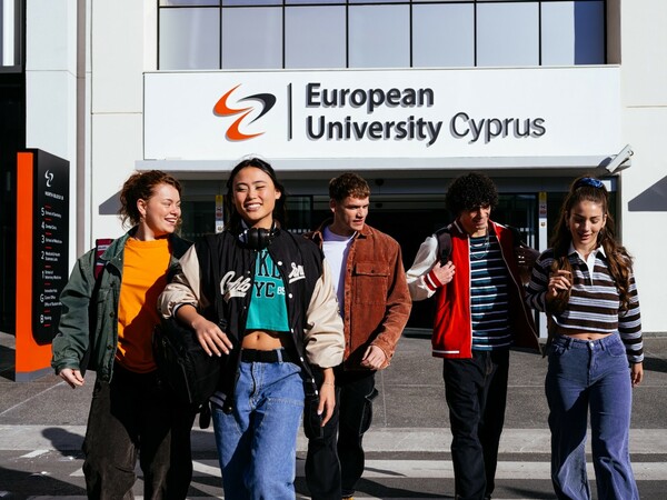 Σπουδές στο Εξωτερικό; Ξεκίνα από την Κύπρο