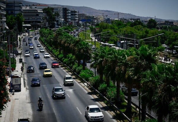 ΚΙΝΗΣΗ ΣΤΟΥΣ ΔΡΌΜΟΥΣ
