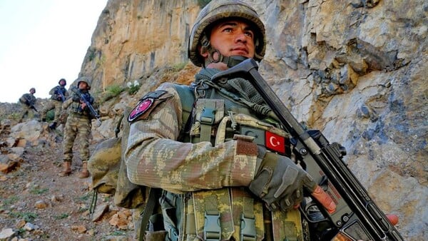 Η Τουρκία αυξάνει επιρροή στο Σαχέλ: Drone, όπλα και η διαβόητη SADAT σε συνεργασία με τις αφρικανικές κυβερνήσεις