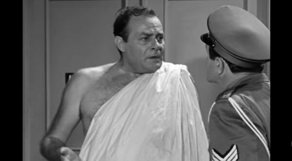 Finos Film: «Θα σκάσω» - Το χιουμοριστικό βίντεο για τον καύσωνα με αξέχαστες ατάκες του κινηματογράφου
