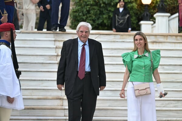 Η δεξίωση στο Προεδρικό Μέγαρο για την 51η επέτειο από την αποκατάσταση της δημοκρατίας