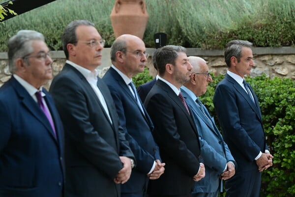 Η δεξίωση στο Προεδρικό Μέγαρο για την 51η επέτειο από την αποκατάσταση της δημοκρατίας