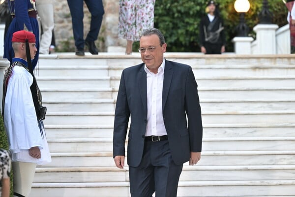 Η δεξίωση στο Προεδρικό Μέγαρο για την 51η επέτειο από την αποκατάσταση της δημοκρατίας
