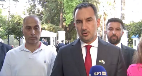 Αποχώρησε από τη δεξίωση στο Προεδρικό ο Χαρίτσης – Καταγγέλλει αποκλεισμό Παλαιστίνιου πρόσφυγα που συνόδευε