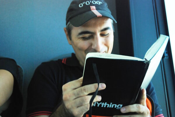 Η Δέσποινα και ο Τάσος πάνε αεροδρόμιο